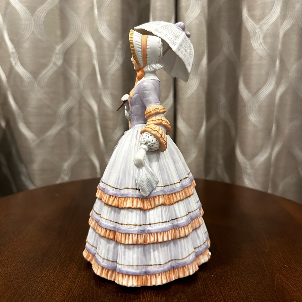 Lenox Collection “Springtime Promenade” Fine Porcelain Sculpture - Picture 2 of 11